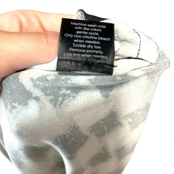 KAMALIKULTURE by Norma Kamali Black Grey Printed Faux Wrap Dress Size XS - Picture 9 of 9